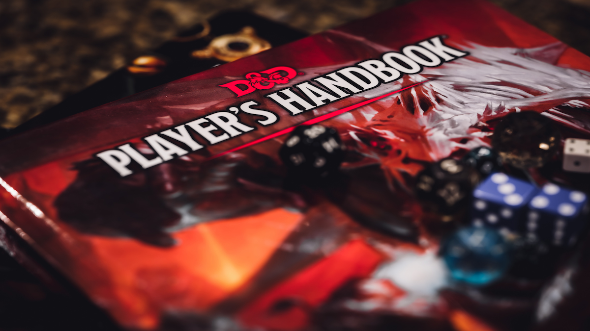 D D 5E 2024 Playtest Brings Changes To Multiple Classes And Feats Gamepur   DND Players Handbook Dice 